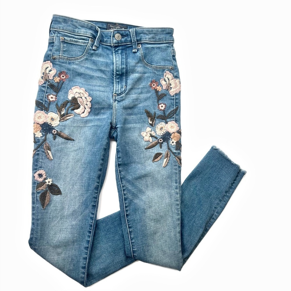 Abercrombie Fitch Jeans Womens 00 Blue Simone High Rise Ankle Floral Frayed Hem